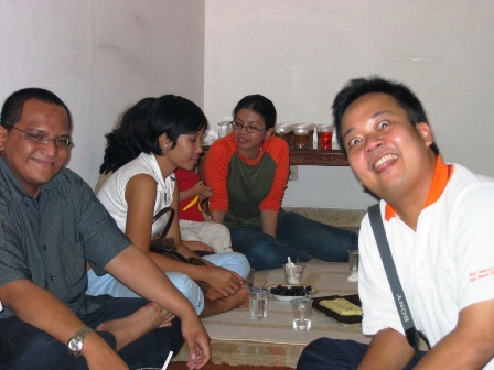 Iwan friend, wifes dan Arief 